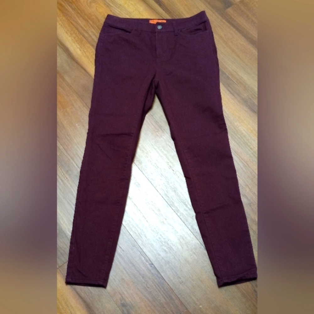 Wax Jeans Butt I Love You,High Rise Butt Lifting. Burgundy. Size 7/28